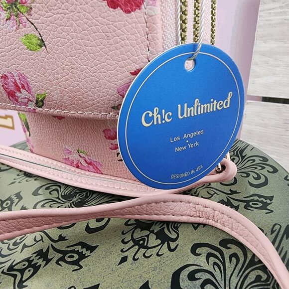 ๐โNWT Ch!c Unlimited Pink Floral Travel Wallet ID Case 8"h x 5L" x 3โw #7250 ๐ - Picture 5 of 7